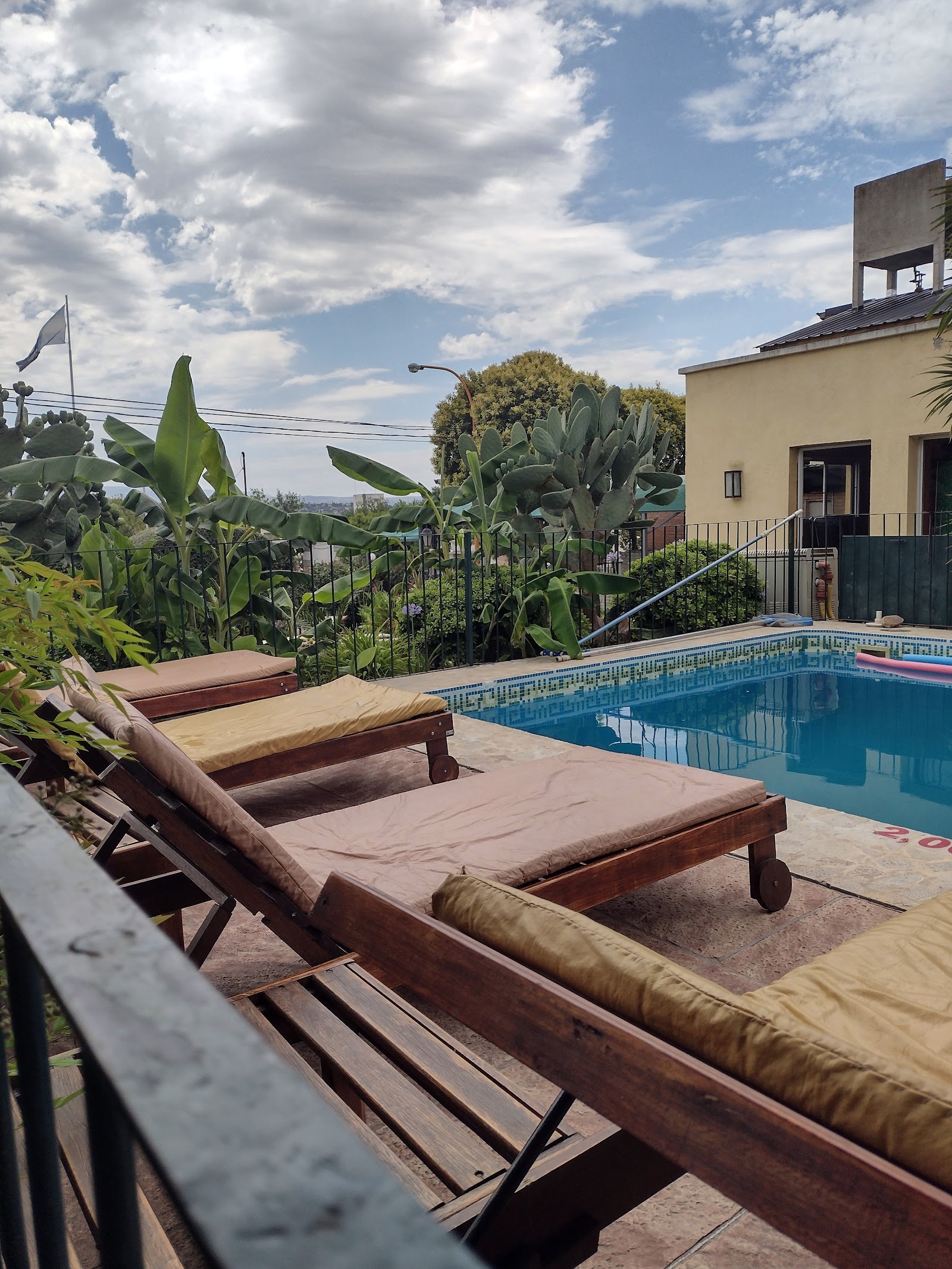 Vista del complejo Descanso Las Tres Marías en Villa Carlos Paz